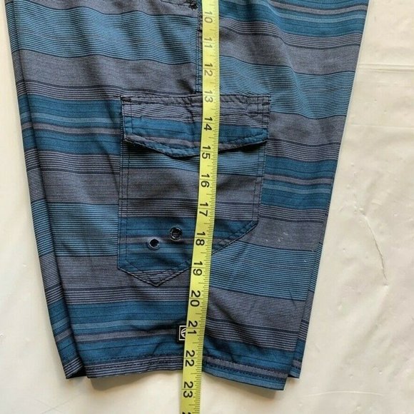 Ocean Current Board Shorts Swim Trunks Men 30 (31) Striped Stretch Surfing Beach - Picture 12 of 12